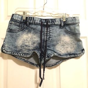 Denim shorts size L